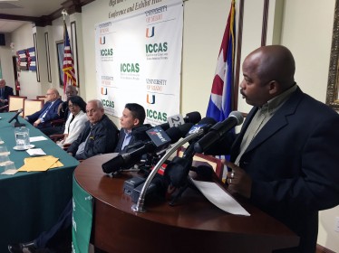 Among the 13 dissidents visiting from Cuba, Fernando Palacio speaks at the news conference held at the Institute for Cuban and Cuban-American Studies. Photo Courtesy of el Nuevo Herald /Roberto Koltun