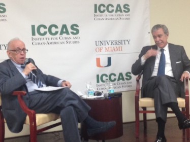 Jaime Suchlicki, left, interviews former U.S. Secretary of Commerce Carlos Gutierrez at the inaugural Carlos A. Alvarez lecture series. 